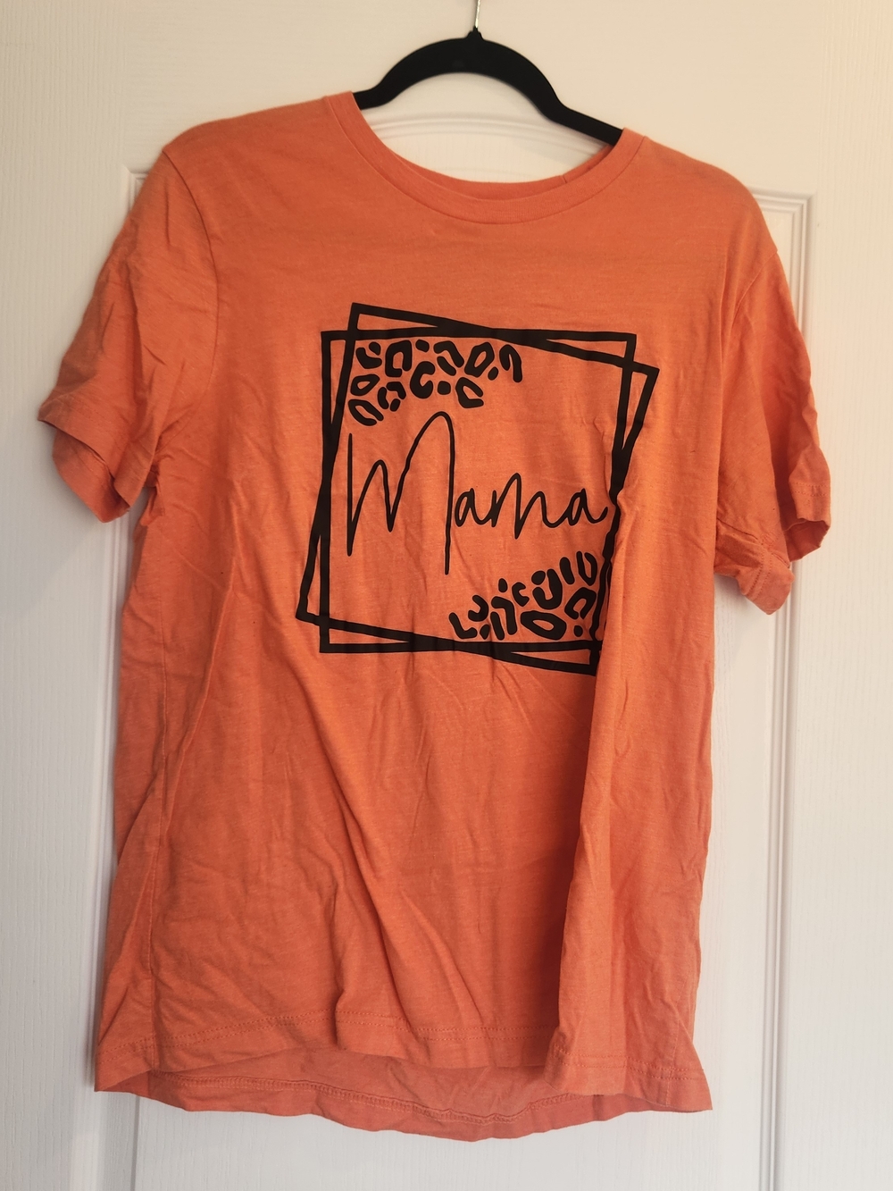 Bella Canvas Orange Short Sleeve Tee with Mama Logo L Euc